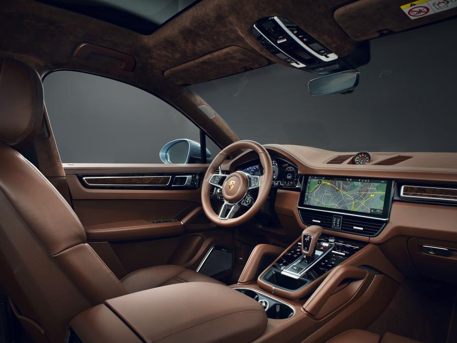 Интерьер Porsche Cayenne S Coupe 2019 года  (WW) (фото 9 из 40)